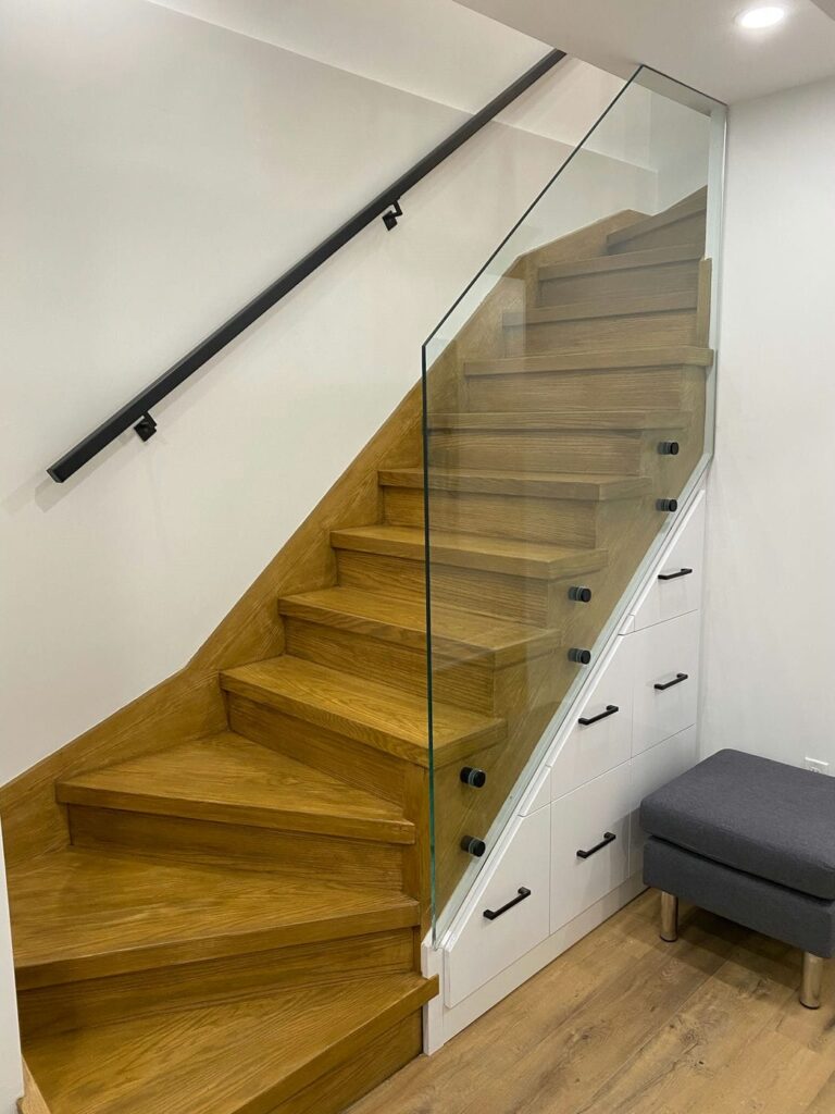 frameless glass indoor railings