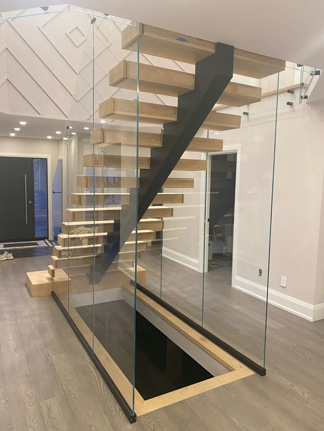 glass wall partitions for staircase